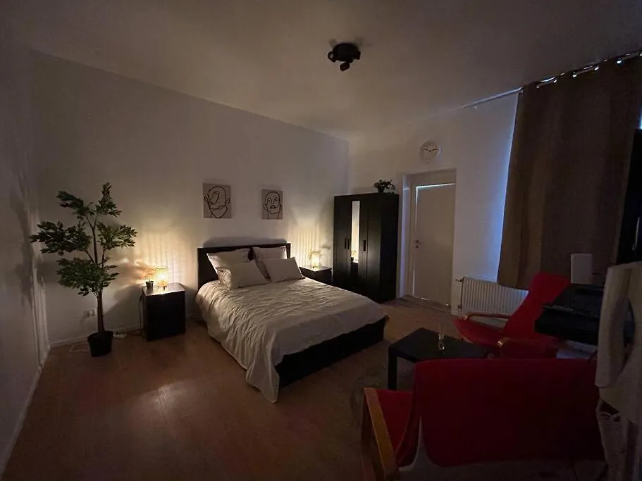 Laeken : Cocon Chaleureux & Confort Apartment Brussels 0*,  Belgium